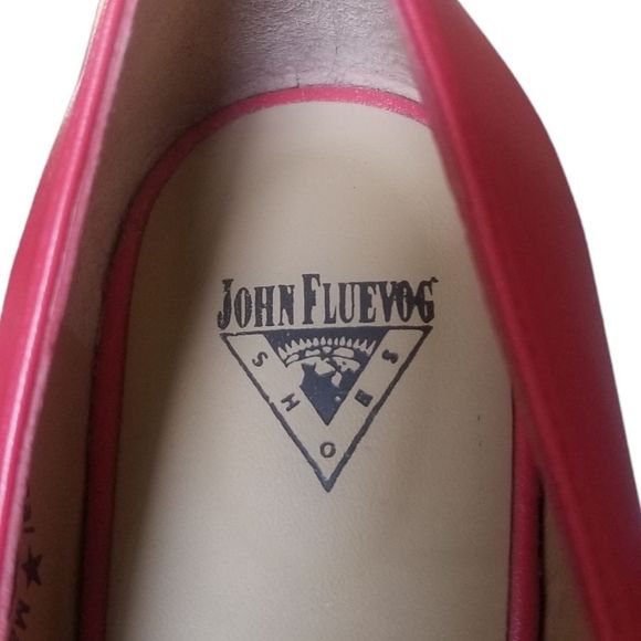 John Fluevog Retired 'Basement Sue' Red Perforated Flats Off White Toe Cap sz 8 - Picture 12 of 14